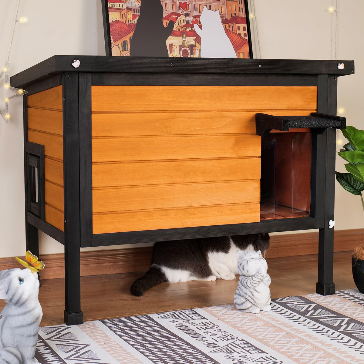 Outdoor Insulated Wooden Cat House I55770