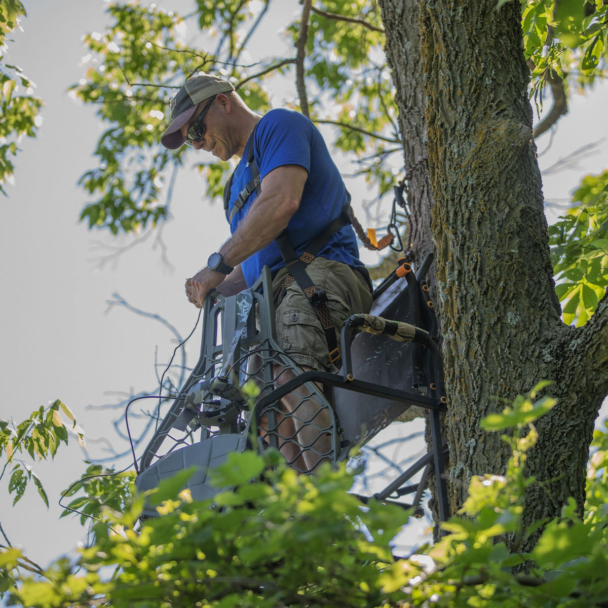 1 Person 21 Foot Climbing Tree Stand with Lumbar Seat F53062